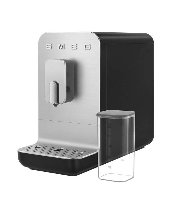 Автоматическая кофемашина с молочной системой Smeg BCC13BLMEU | Черный | Мощность: 1350 Вт | Объем, мл: 1.4 л |