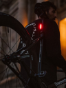 Knog Plus Rear Фонарь задний  | До 40 часов работы в режиме вспышки | Видимость до 500 м | Светодиодный | Велосипед | One Size